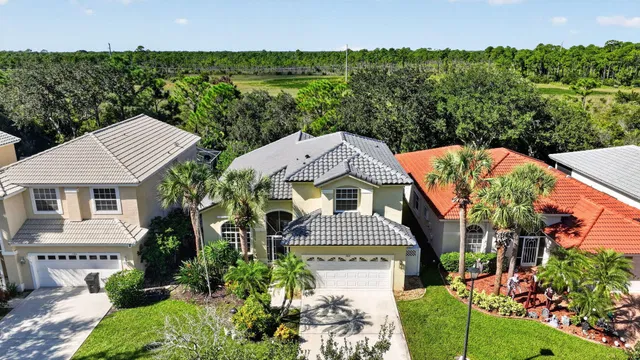 Residence photo 35