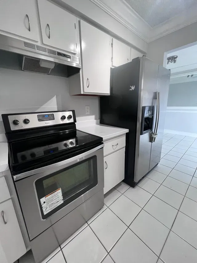 Residence photo 5