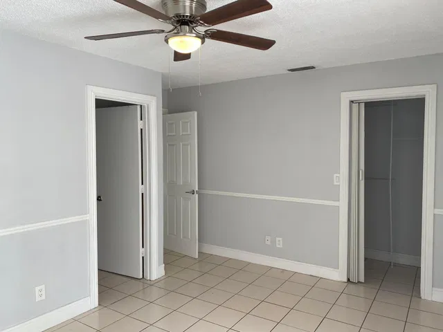 Residence photo 18