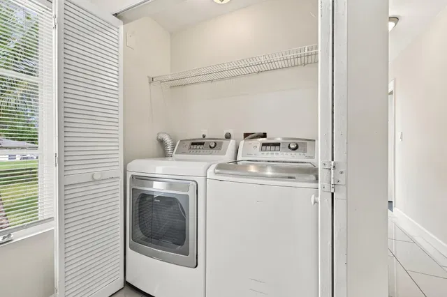  Residence photo 53