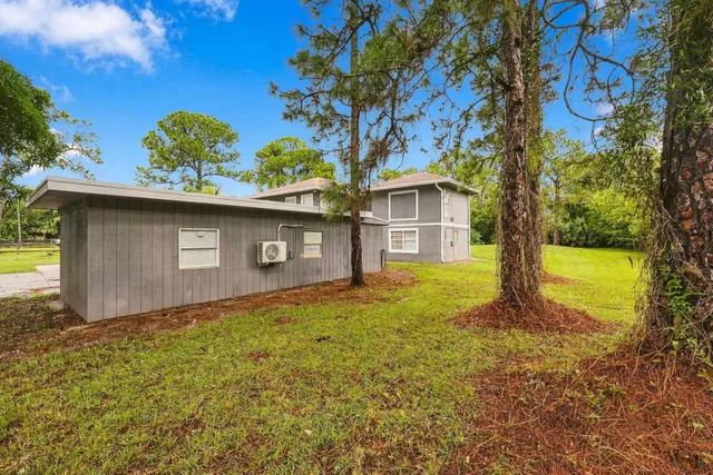  Residence photo 66