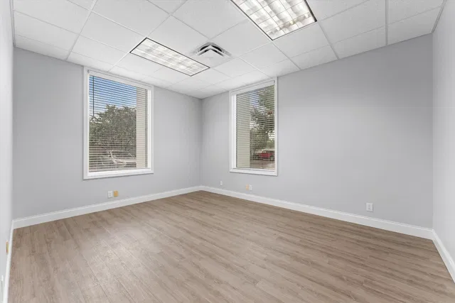 Unit 112 photo 12