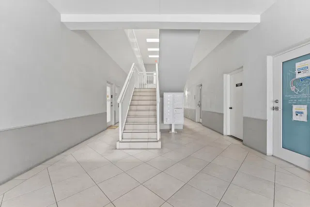 Unit 102 photo 12