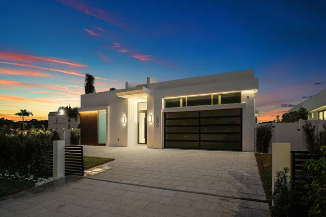  Residence photo 6