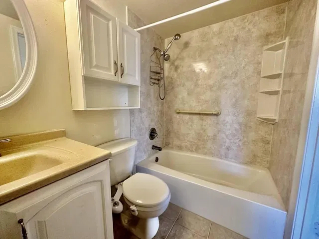  Residence photo 4
