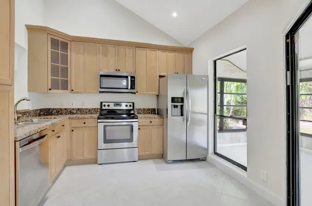 Residence photo 10