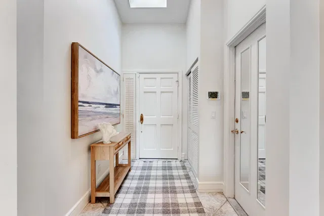 Admirals Cove Residence photo 26