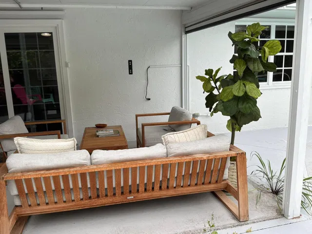Residence photo 32