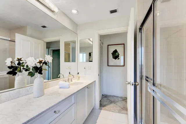 Admirals Cove Residence photo 5