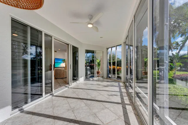Admirals Cove Residence photo 14