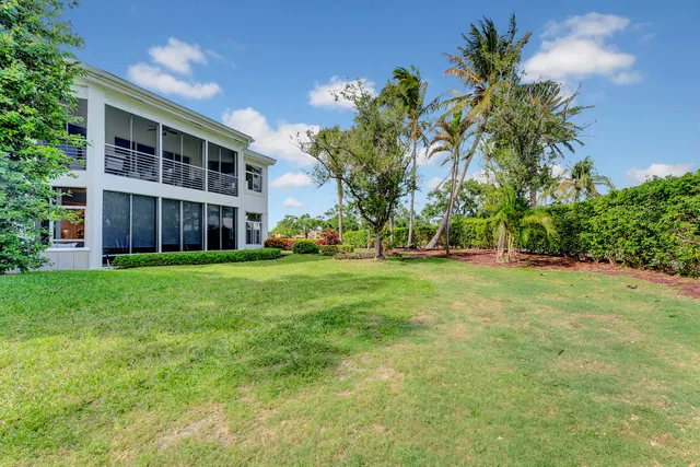 Admirals Cove Residence photo 39