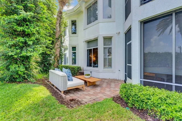 Admirals Cove Residence photo 42