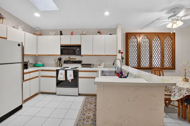  Residence photo 20