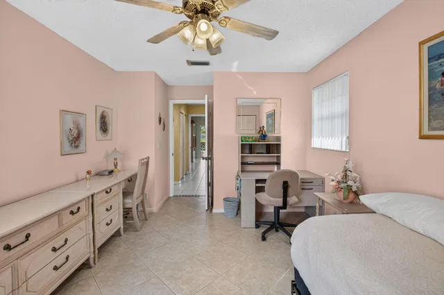  Residence photo 28