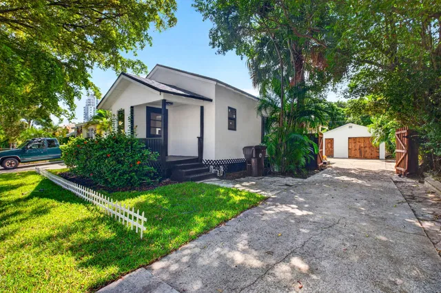 West Palm Beach Residence photo 9