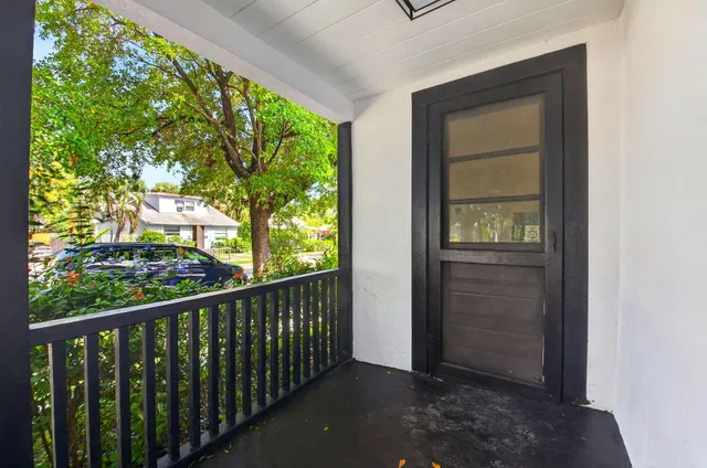 West Palm Beach Residence photo 11