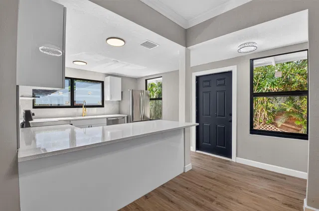 West Palm Beach Residence photo 14