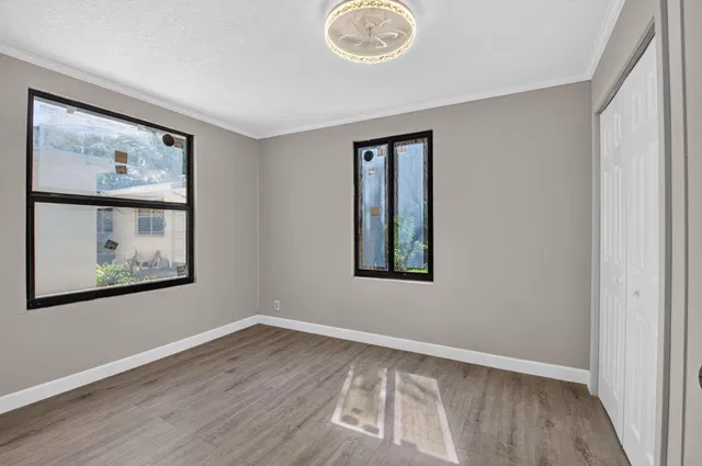 West Palm Beach Residence photo 21