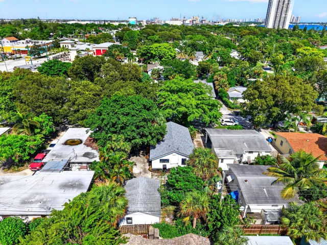 West Palm Beach Residence photo 43