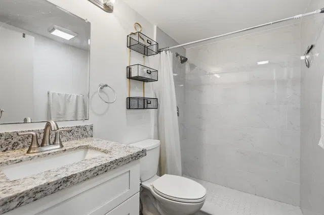 Residence photo 18
