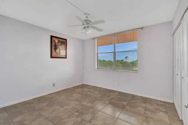  Unit 502 photo 20