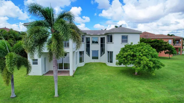 Residence photo 26