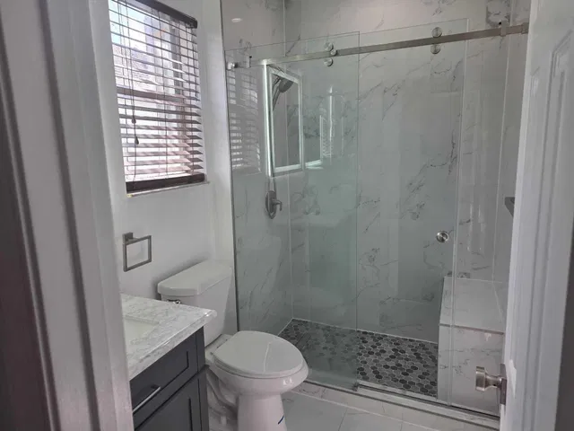  Residence photo 6