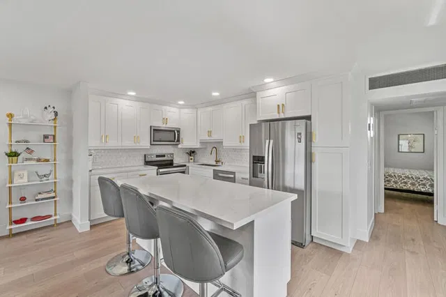 Residence photo 4