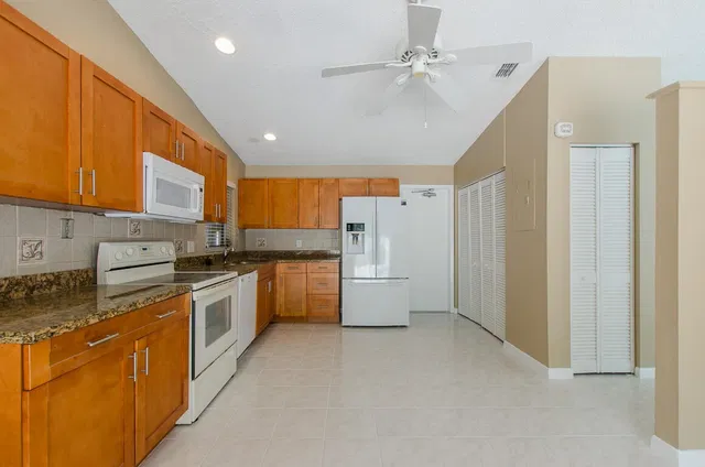 Residence photo 13