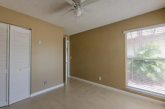 Residence photo 21