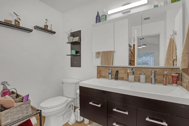 Residence photo 19