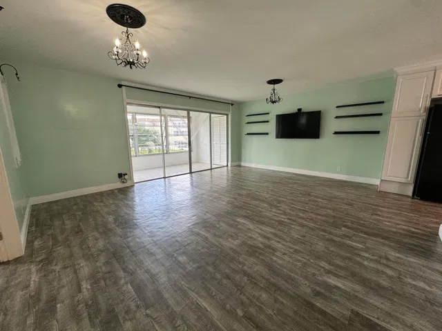  Unit 206 photo 8