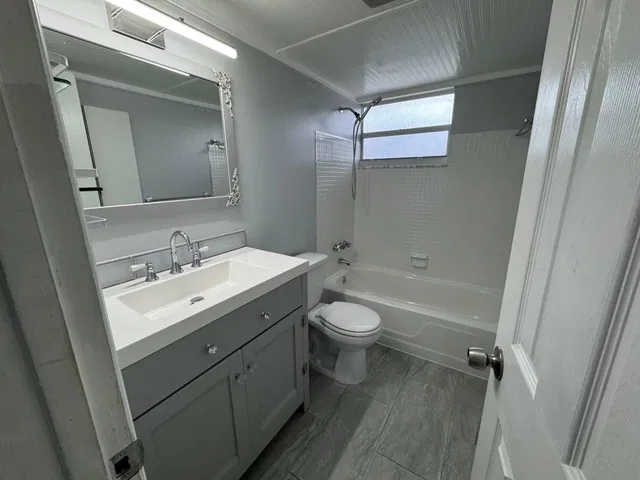  Unit 206 photo 15