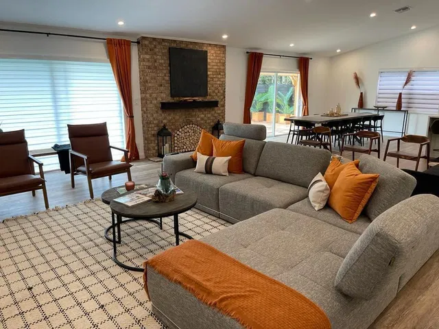  Residence photo 6