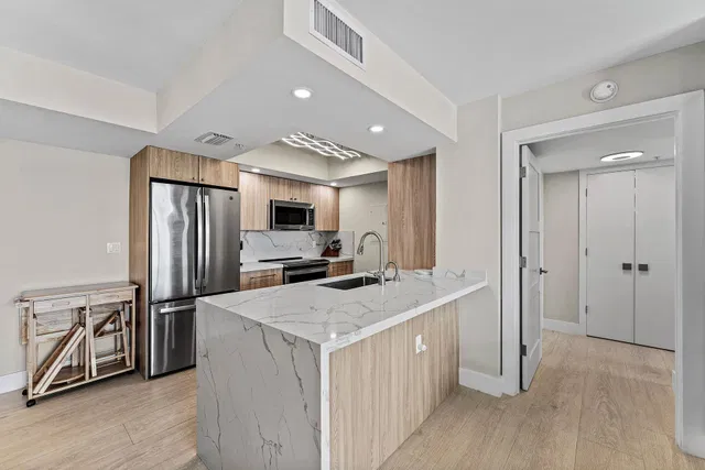 Townsend Place Unit 627 photo 7