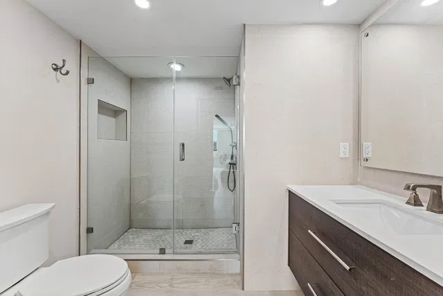 Townsend Place Unit 627 photo 14