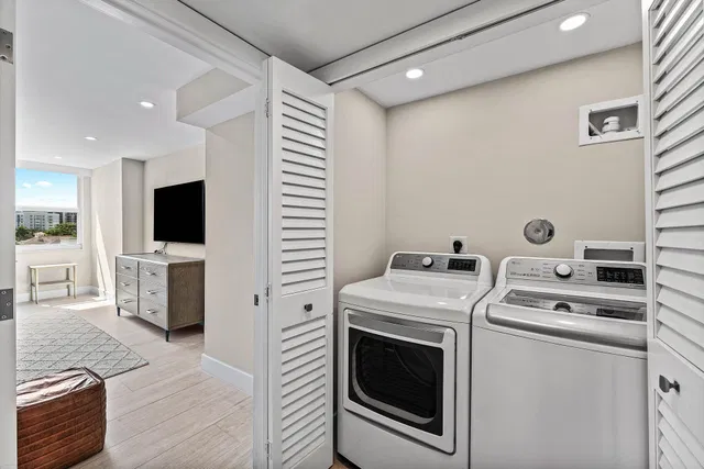 Townsend Place Unit 627 photo 16