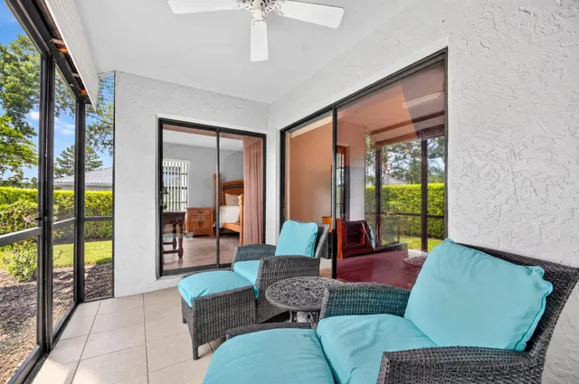  Residence photo 19