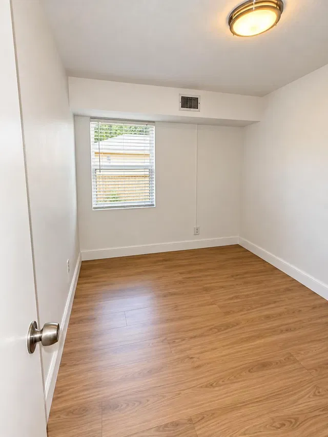 Residence photo 7