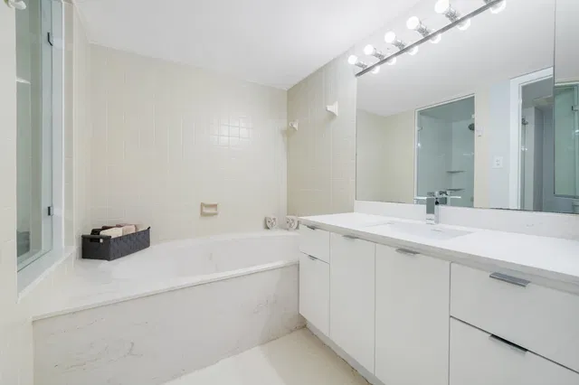 Unit 207 photo 24