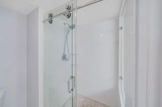 Unit 207 photo 25