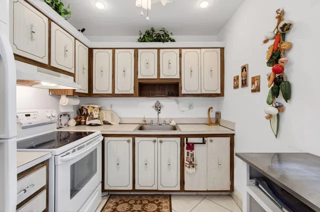 Residence photo 15