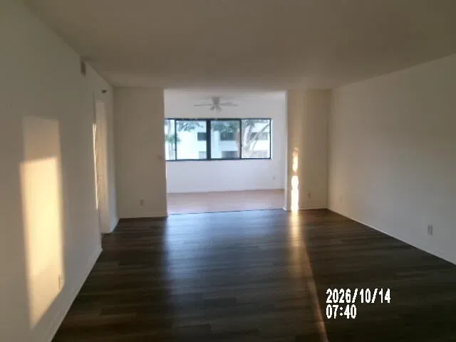 Residence photo 3