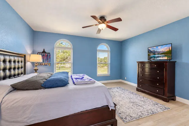 Residence photo 29