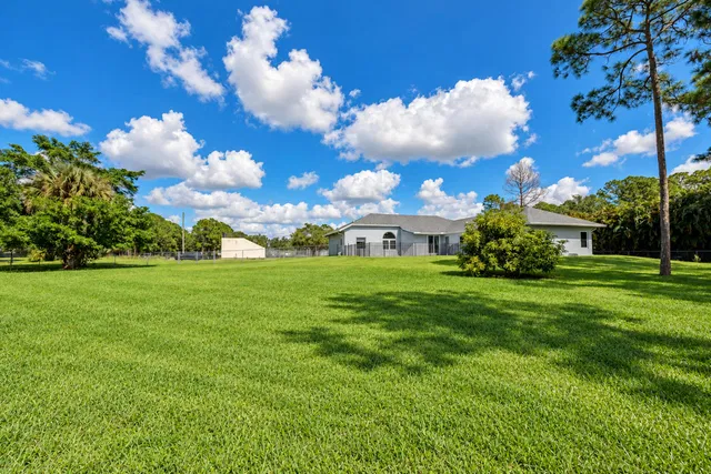 Residence photo 46