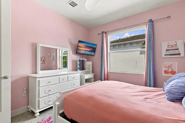  Residence photo 25