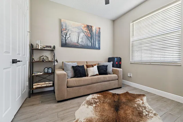 Residence photo 37