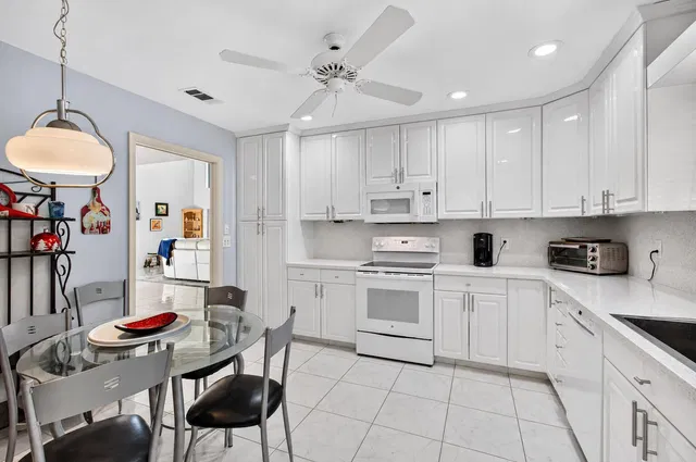 Boca Lago Country Club Homes Residence photo 4