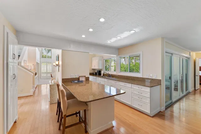  Residence photo 10