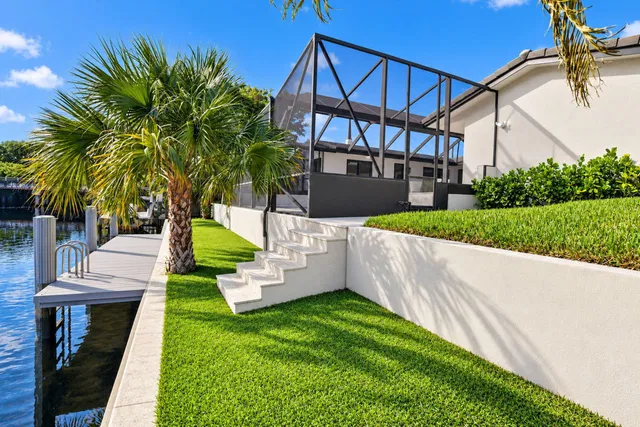 Residence photo 3